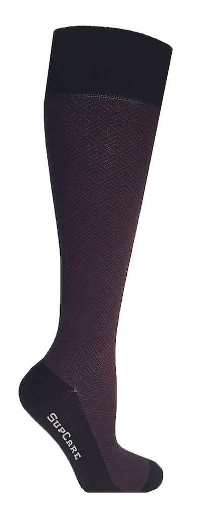 Stiliga stödstrumpor med rött diskret mönster, bambu