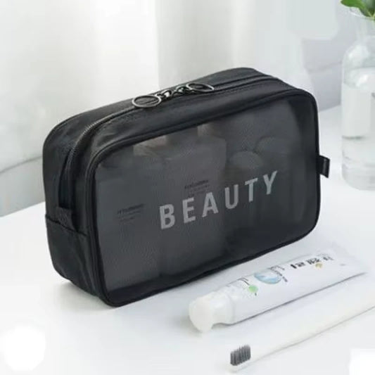 Make-up bag i mesh