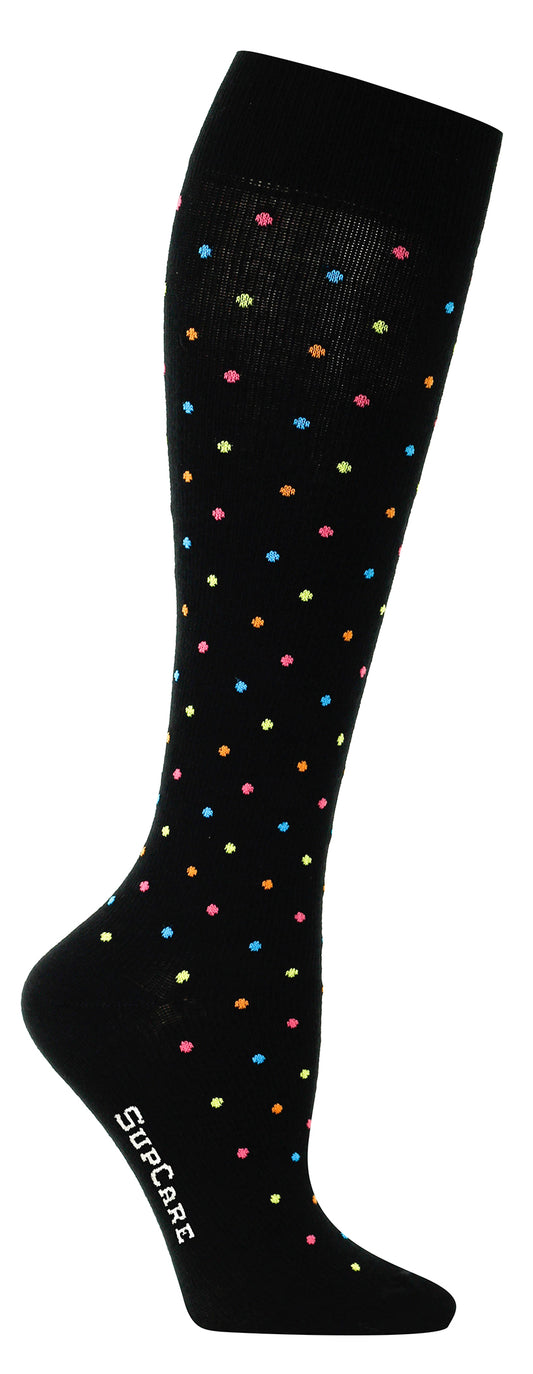 Stödstrumpor med färgglada prickar