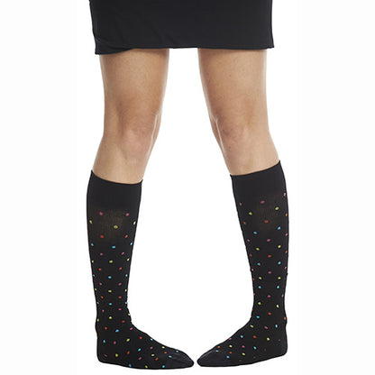 Stödstrumpor med färgglada prickar