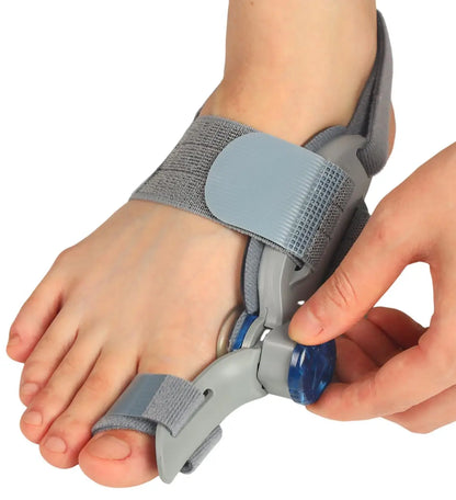 Hallux valgus-korrigerare med justerbart vred