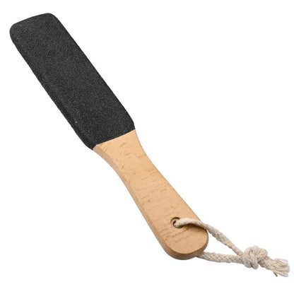 Fotfil mot förhårdnader - med träskaft