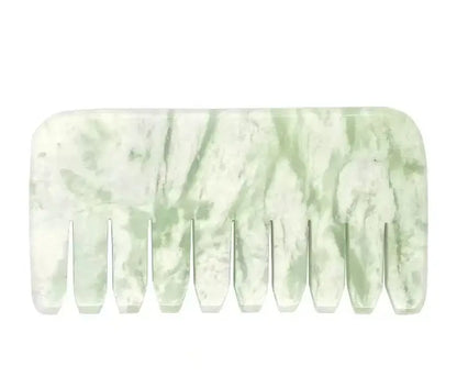 Gua Sha kam för hårbotten