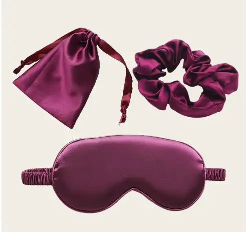 Lila sovmask med hårsnodd