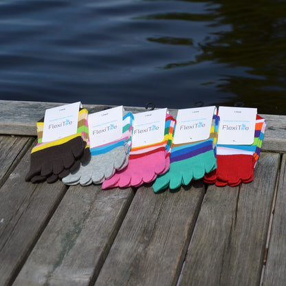 Tåstrumpor i bomull - färgglad randig